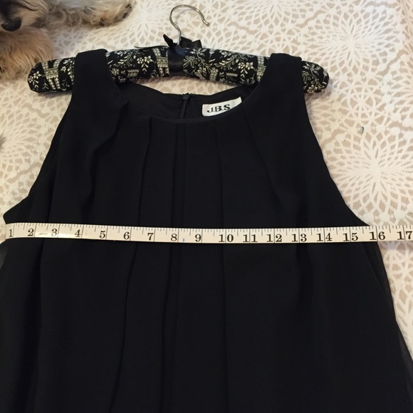 Sleeveless chiffon lined black dressy dress - Picture 6 of 8